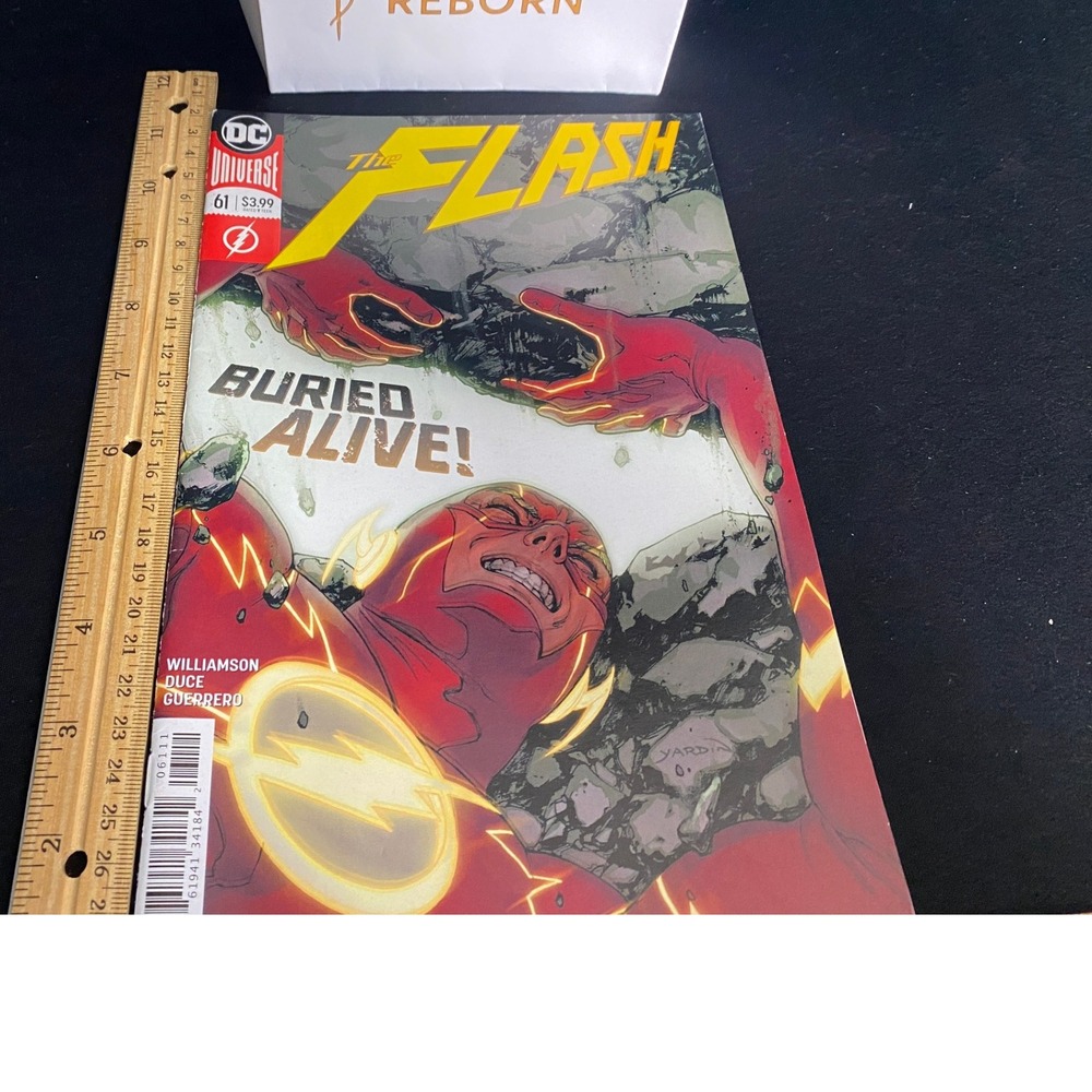 The Flash Comic Book #61 "Buried Alive!" DC Universe 2019 Williamson
